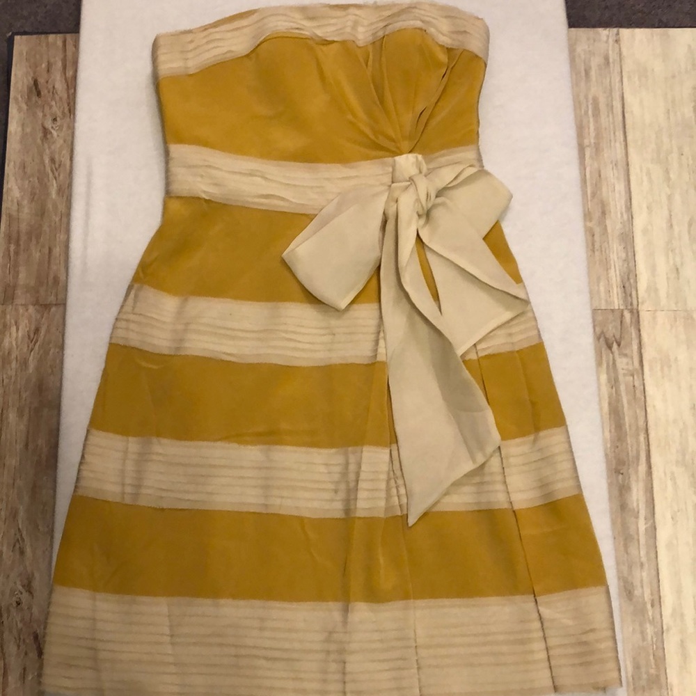 Anthropologie Strapless Yellow and Cream Bow Dress - Picture 6 of 8